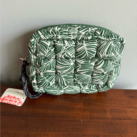 FREE PEOPLE Printed Mini Case Toucan Tropics - Picture 10 of 10